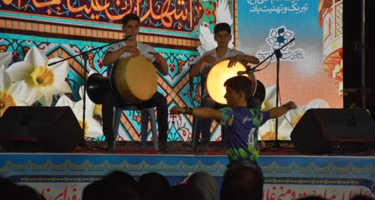 جشن خیابانی میلاد حضرت علی(ع) برای دومین شب جشن خیابانی میلاد حضرت علی(ع) برای دومین شب